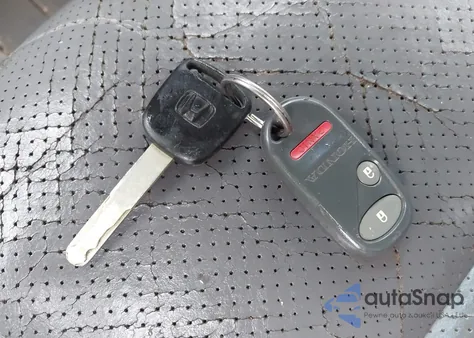 2004 Honda Pilot Ex-L z USA, uszkodzony, nr VIN 2HKYF185X4H595178